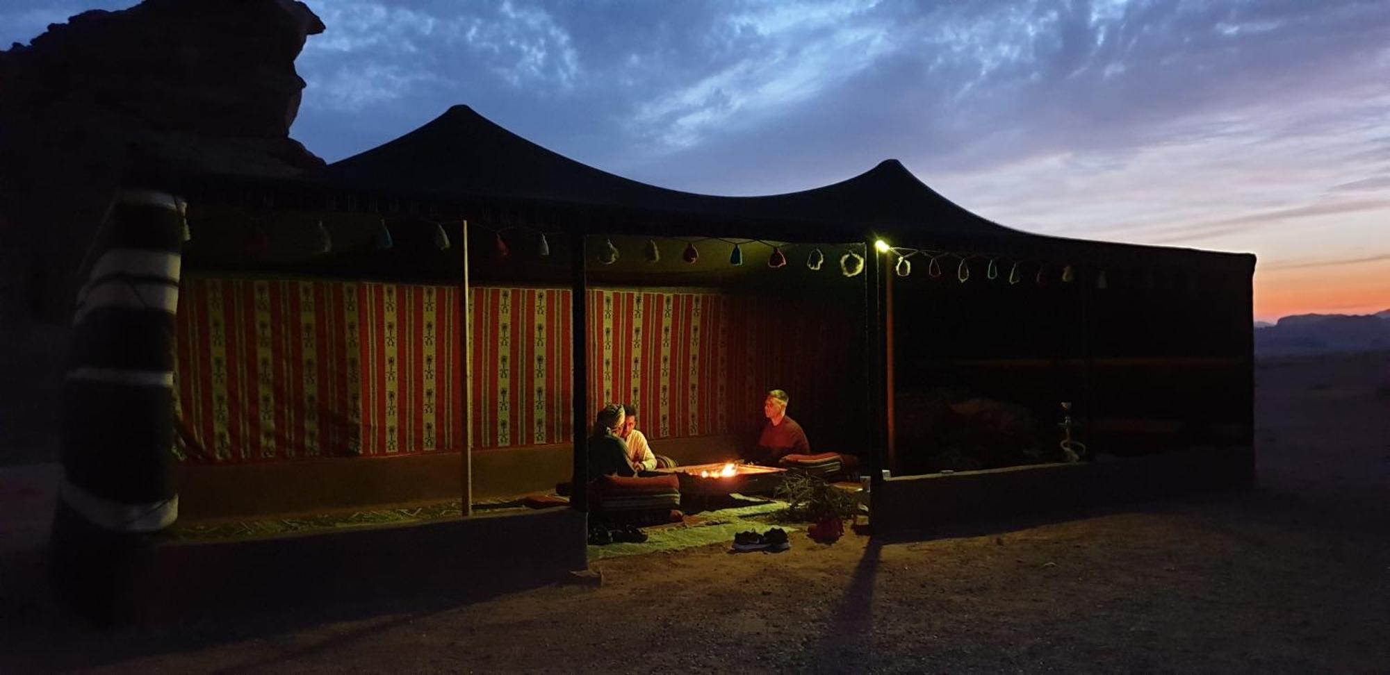 Hotel Real Bedouin Experience Tours & Camp Wadi Rum Exterior foto