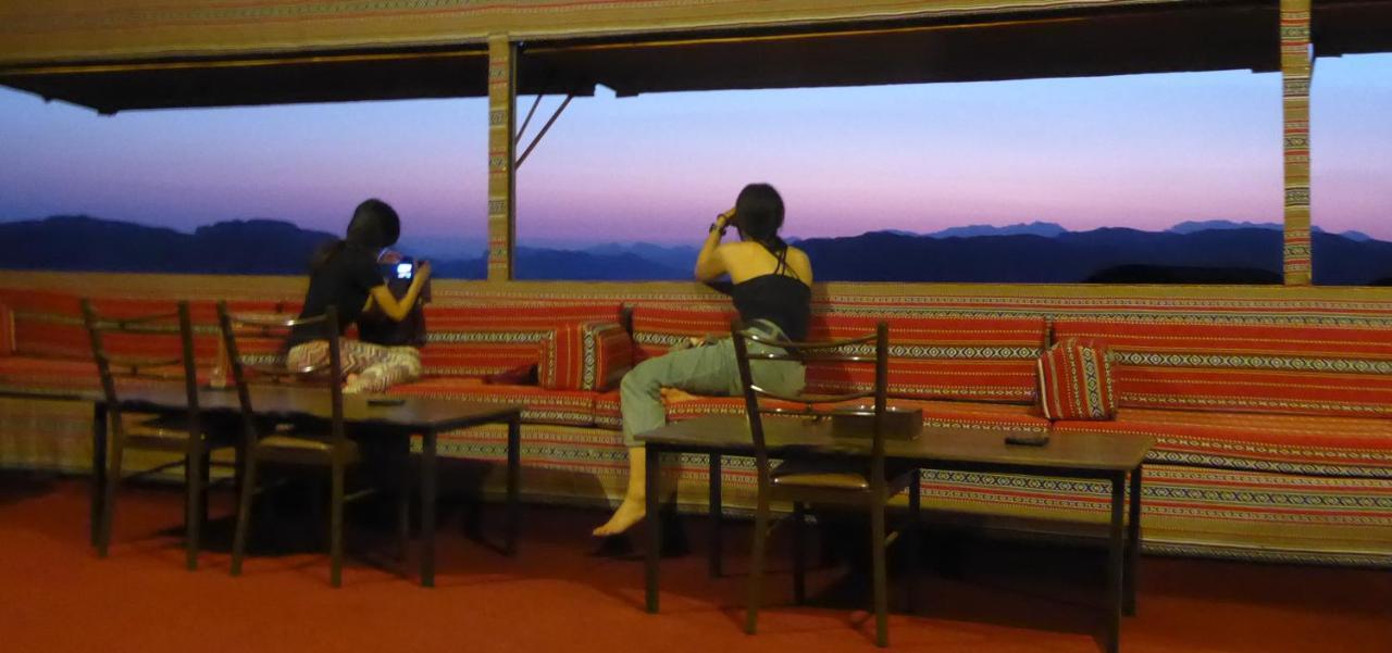 Hotel Real Bedouin Experience Tours & Camp Wadi Rum Exterior foto