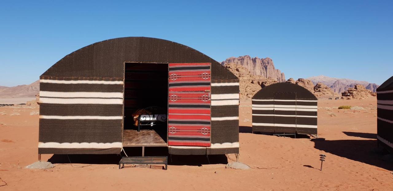 Hotel Real Bedouin Experience Tours & Camp Wadi Rum Exterior foto