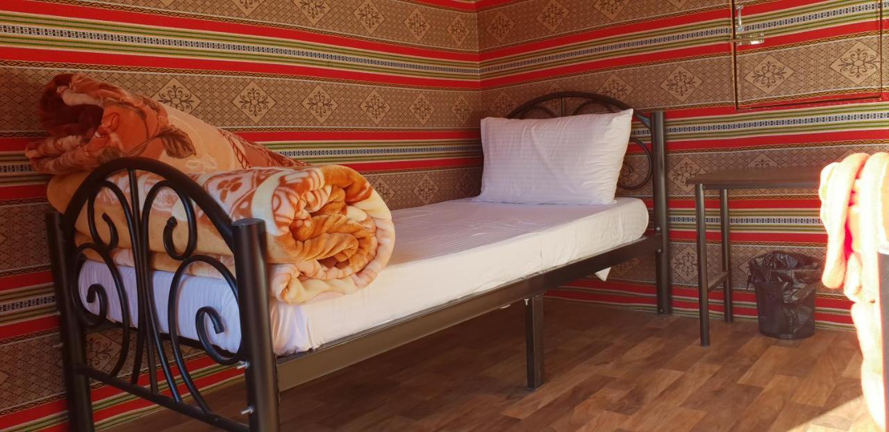Hotel Real Bedouin Experience Tours & Camp Wadi Rum Exterior foto